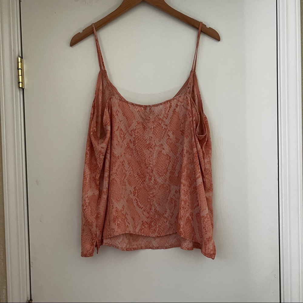 Pink strap tank - Picture 2 of 2